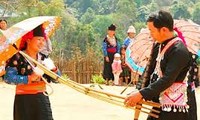 赫蒙族维护传统风俗