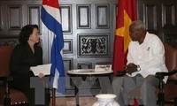 越南国会主席阮氏金银在古巴的活动
