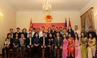 旅居蒙古越南人迎接丁酉传统春节
