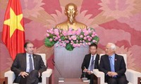 越南和阿根廷加强合作关系