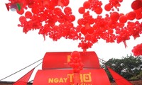 越南文化推介国际会议暨国际诗歌节在河内举行