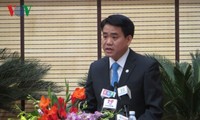 河内市政府领导人与亚洲基金会驻越首席代表举行工作座谈