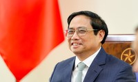 越南政府总理范明政在东盟峰会期间分别会见韩国总统、联合国秘书长