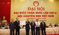 Mitglieder der vietnamesischen Lernförderungsorganisation tagen in Hanoi