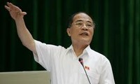 Parlamentspräsident lobt die Rolle der vietnamesischen Botschafter und Konsulare