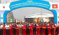 Vizepremierminister Nguyen Xuan Phuc eröffnet Gürtelstraße 3 in Hanoi