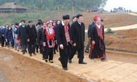 Staatspräsident Truong Tan Sang besucht Lai Chau
