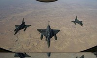 Frankreich setzt Luftangriffe in Mali fort