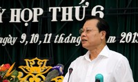 Vizepremierminister Vu Van Ninh besucht Nam Dinh