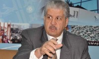 Premierminister von Algerien lobt Militärkompetenzen des Generals Giap