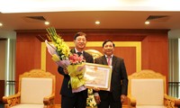 Auszeichnung für südkoreanischen Botschafter Woo Jun Sohn
