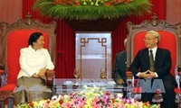 KPV-Generalsekretär Nguyen Phu Trong empfängt laotische Parlamentspräsidentin