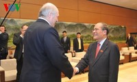  Verstärkung der Zusammenarbeit zwischen den Parlamenten Vietnams und Weißrusslands