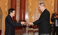 Staatspräsident Truong Tan Sang empfängt neuen deutschen Botschafter
