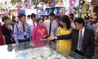 Eröffnung der “Bücherstraße” zum Neujahrsfest in Ho Chi Minh Stadt