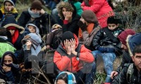 Deutschland verlängert Grenzkontrollen bis Mai 2016