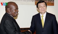 Staatspräsident Truong Tan Sang trifft Parlamentspräsidenten Tansanias