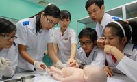Ho Chi Minh Stadt verbessert die Qualifikation der Arbeitskräfte im Gesundheitswesen