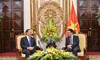 Außenminister Pham Binh Minh empfängt Parteisekretär der chinesischen Provinz Guangxi