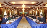 KPV-Generalsekretär Nguyen Phu Trong trifft laotischen Amtskollegen Bounnhang Volachith