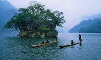 Der Ba Be-See, der größte Gebirgssee in Vietnam
