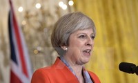 Großbritanniens Premierministerin lässt Parlament über Vereinbarung mit EU entscheiden