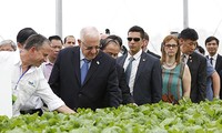 Israels Präsident besucht Landwirtschaftsprojekt VinEco Tam Dao
