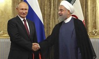 Russlands Präsident Wladimir Putin besucht Iran