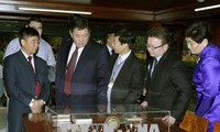 Parlamentspräsident der Mongolei beendet Vietnambesuch