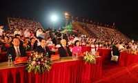 Nguyen Phu Trong nimmt an Feier zur 1050-jährigen Staatsgründung von Dai Co Viet teil