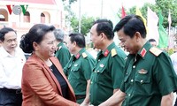 Parlamentspräsidentin Nguyen Thi Kim Ngan trifft Wähler in Can Tho