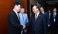 Premierminister Nguyen Xuan Phuc nimmt an Einweihung des Büros für Handel in Hangzhou