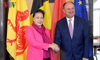 Parlamentspräsidentin NguyenThi Kim Ngan trifft  Ministerpräsident der Wallonie Willy Borsus