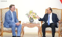 Premierminister Nguyen Xuan Phuc empfängt Ministerpräsident von Thüringen