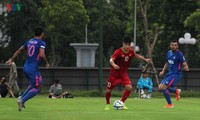 Vietnams U22-Fußballer gewinnen 2-0 gegen Kitchee aus Hongkong (China)