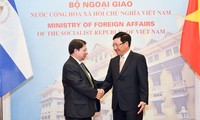 Nicaraguas Außenminister besucht Vietnam