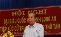 Vizepremierminister Truong Hoa Binh trifft Wähler in Long An