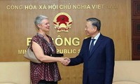 Polizeiminister To Lam empfängt norwegische Botschafterin in Vietnam Hilde Solbakken