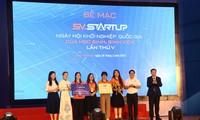 80 Preise an Schüler und Studenten am nationalen Startup-Tag