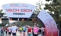 15.000 Menschen nehmen am Marathonlauf in Ho Chi Minh-Stadt teil