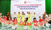Can Tho 시,  72개의 대표적 자원 헌혈 단체 및 개인 표창