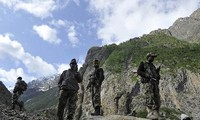 Kashmir clash: Indian, Pakistani soldiers exchange fire