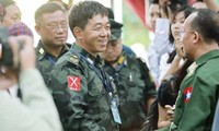  Myanmar peace talks with Kachin rebels