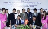 Vietnam, Australia sign education cooperation deal