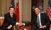 US calls on China to conduct economy policy reform 