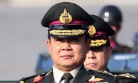 Thai caretaker government affirms solidarity with military 