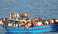 Illegal immigrants flood to Italy by sea