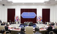 VII Cumbre del Este de Asia debate temas regionales de importancia estratégica 