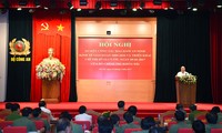 Premier vietnamita urge protección de seguridad económica