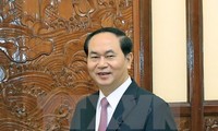 Presidente de Vietnam insta a mayor coordinación con Interpol